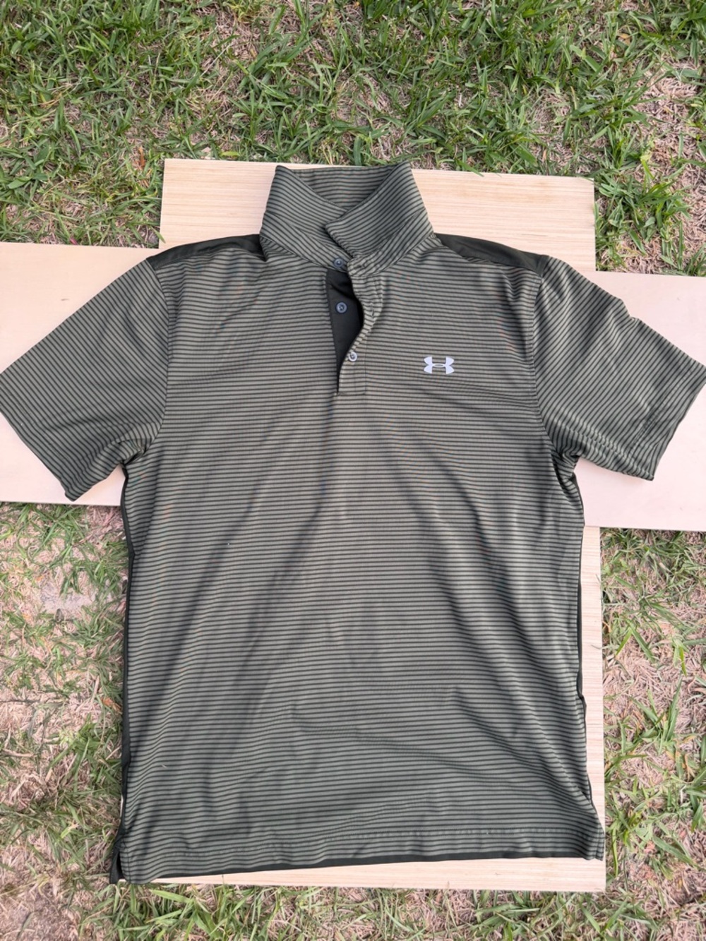 Under Armour Men’s Olive Green Thin-Striped Polo